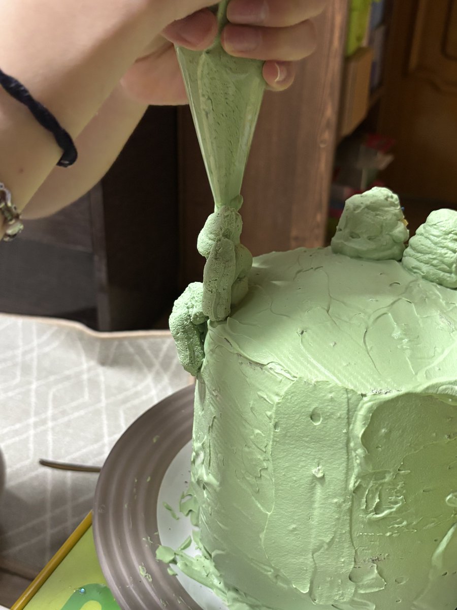 제 케이크에 똥싸지마세요