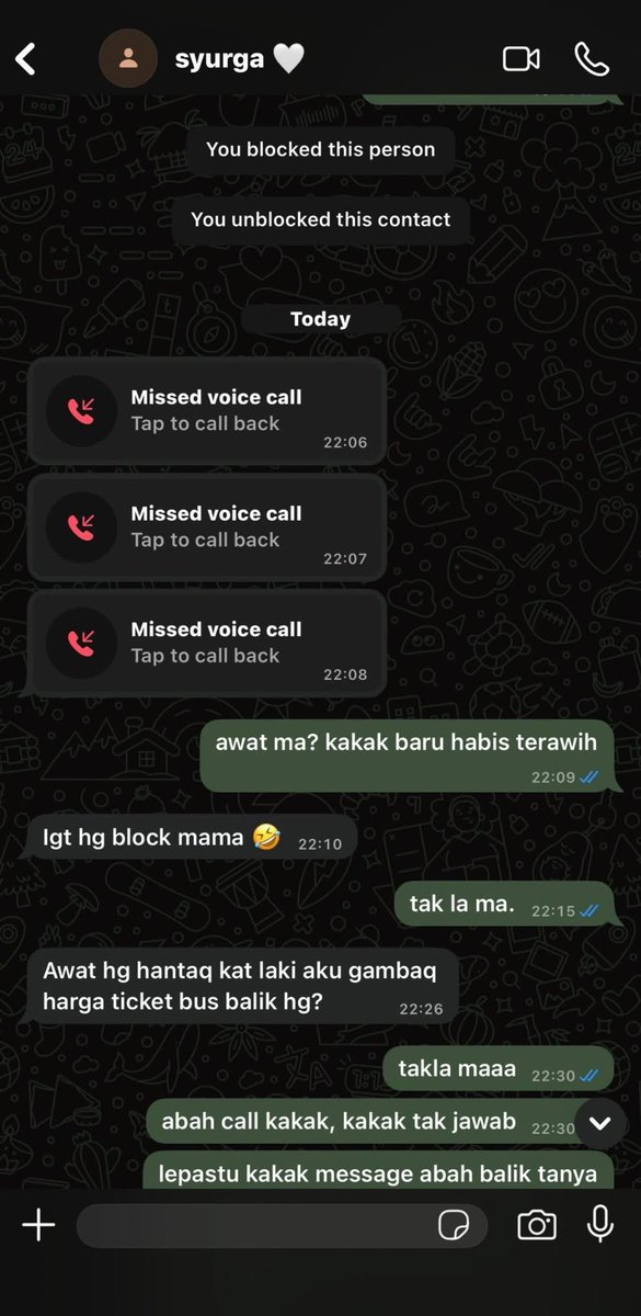 ConfessionLocal's tweet photo. musuh terbesar seorang mak : anak sulong yang tak dapat bantu kewangan keluarga 😔☝🏻￼

📸: anothersideoffar._ https://t.co/m4q3dbIdW9