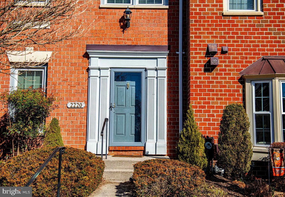 bsdarell's tweet photo. 2220 Wonderview Road, Lutherville Timonium, MD, 21093
4 bed | 4 bath 2880 Sq. Ft.
Active | 485000
https://t.co/LtKOsLGNuy
Welcome to Ravenview/Chapel Hill! Discover the charm of this beautifully maintained Colonial townhome in one of Timonium's most convenient communities -... https://t.co/WVYXyb0Cxk