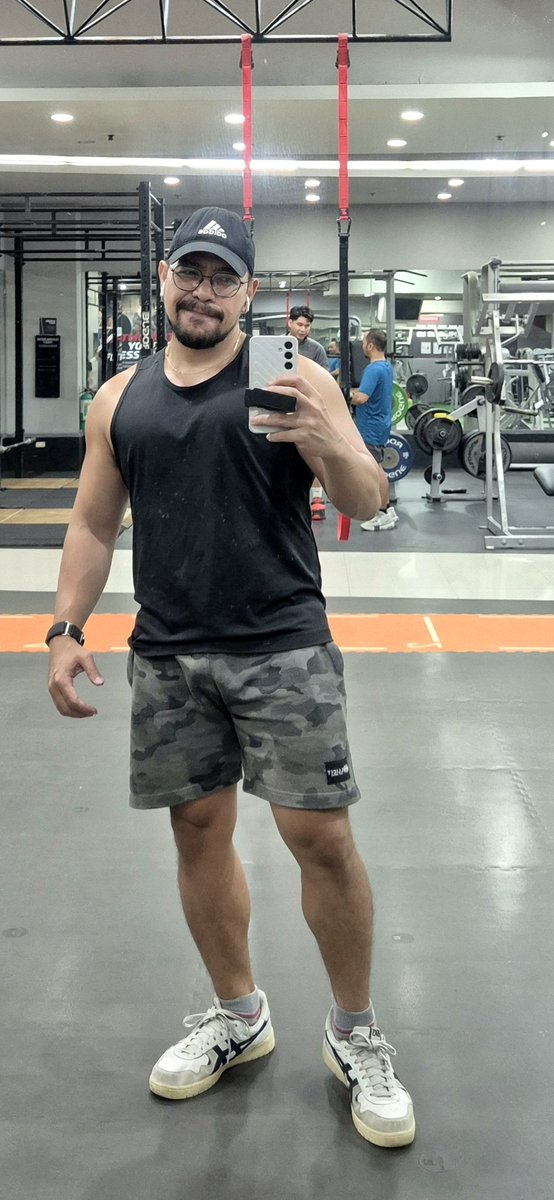 urbandud tweet media