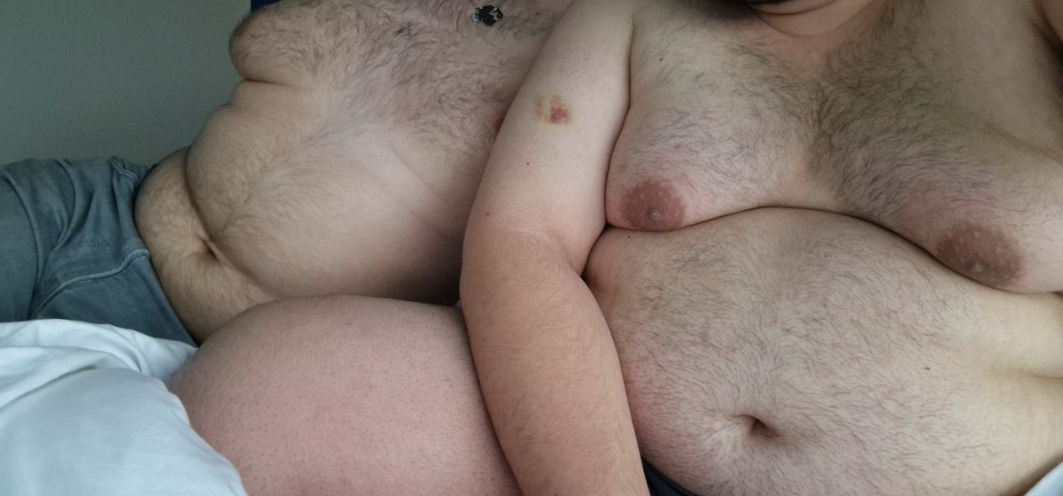 Zedgapin (140kg piece of fat) tweet media