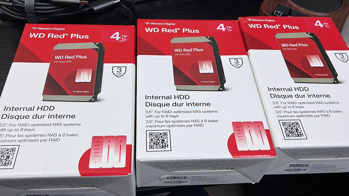 Socksling (。◕‿‿◕。) tweet media