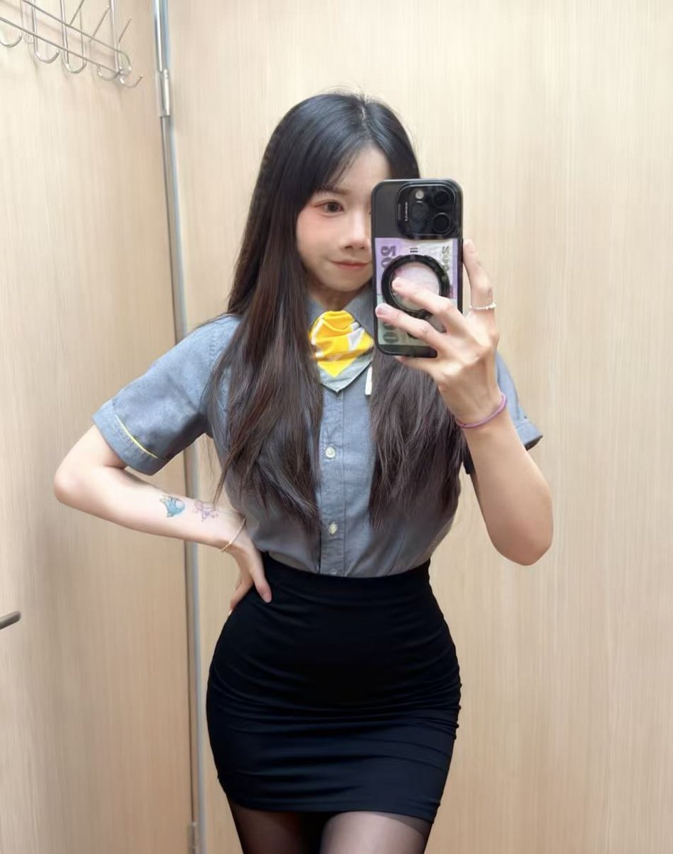 麥當勞女孩 tweet media