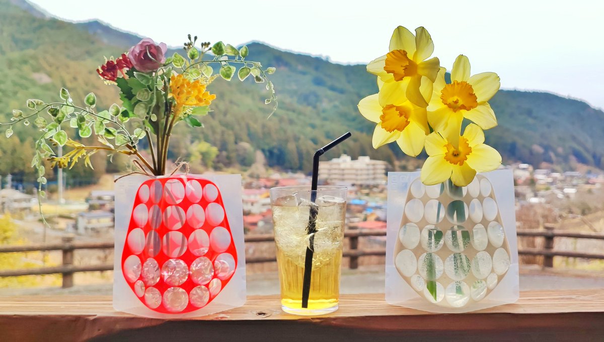 こんにちは☀
YAMASEMIでは期間限定でエルダーフラワージュースを販売しております。
春を感じる爽やかなジュースは花粉症対策にもおすすめです👍️
ぜひお立ち寄りくださいませ✨️
#名栗 #飯能 #エルダーフラワー