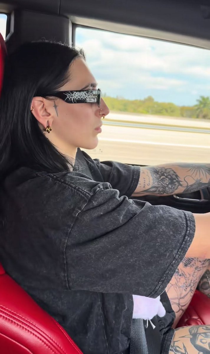 𝘙𝘩𝘦𝘢 𝘉𝘭𝘰𝘰𝘥𝘺 𝘙𝘪𝘱𝘭𝘦𝘺 tweet media