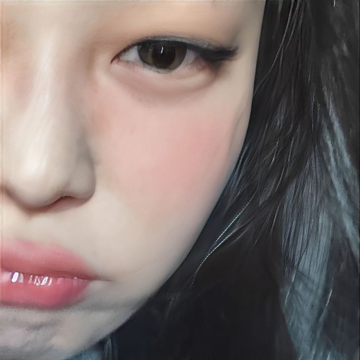 𝑨𝒍𝒆𝒂 𝑀𝑦𝑟𝑡𝑙𝑒 Kintara tweet media