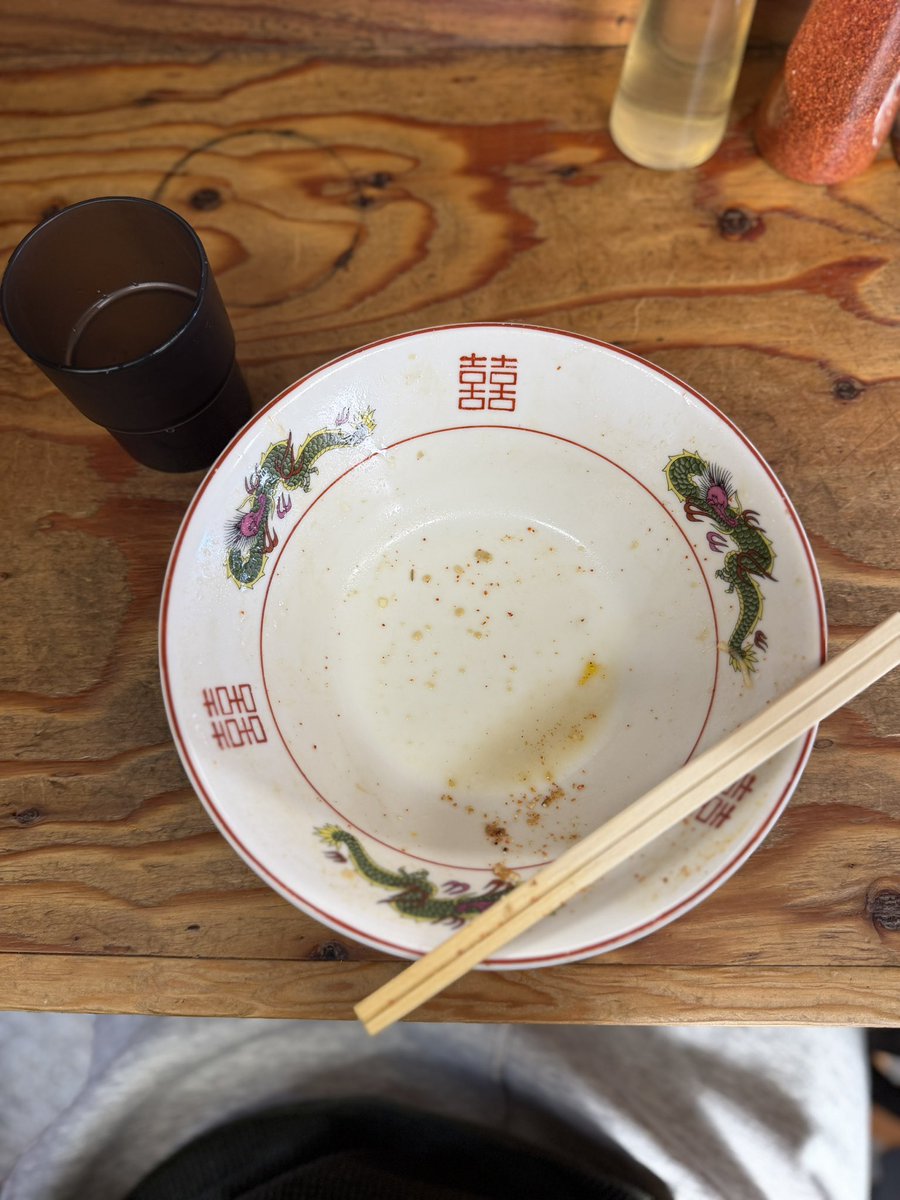 よじぃ tweet media