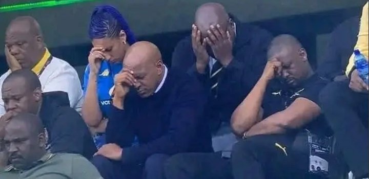 CHAUFFEUR Tout-Kin tweet media