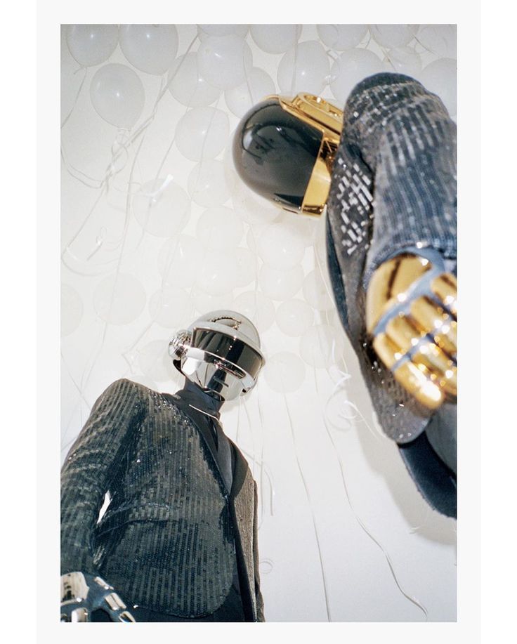 medugenic ★ • °. * tweet media