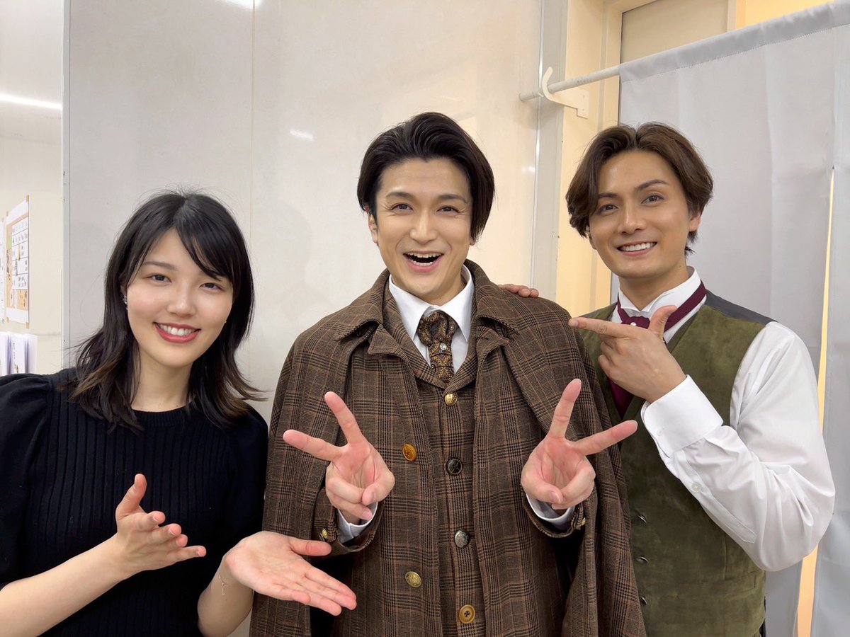 #最後の事件 大阪公演初日にして大ちゃんホームズの大千穐楽でした！観にきてくれた皆さんありがとうございました！ラケット🎾振ったり革命したり🇫🇷沈没したり🚢といろいろ共演してきましたが、こうしてガチでぶつかり合えて楽しかったなぁ😙次は何で共演できるか楽しみです♪お疲れ様！