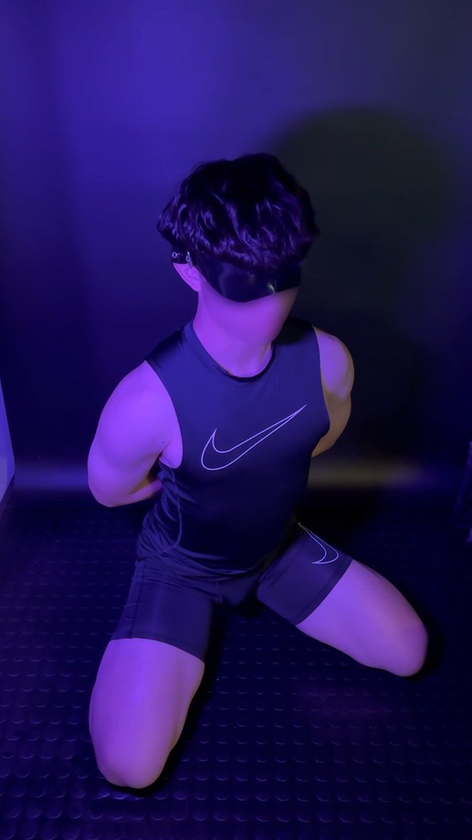 藍色小精靈 tweet media