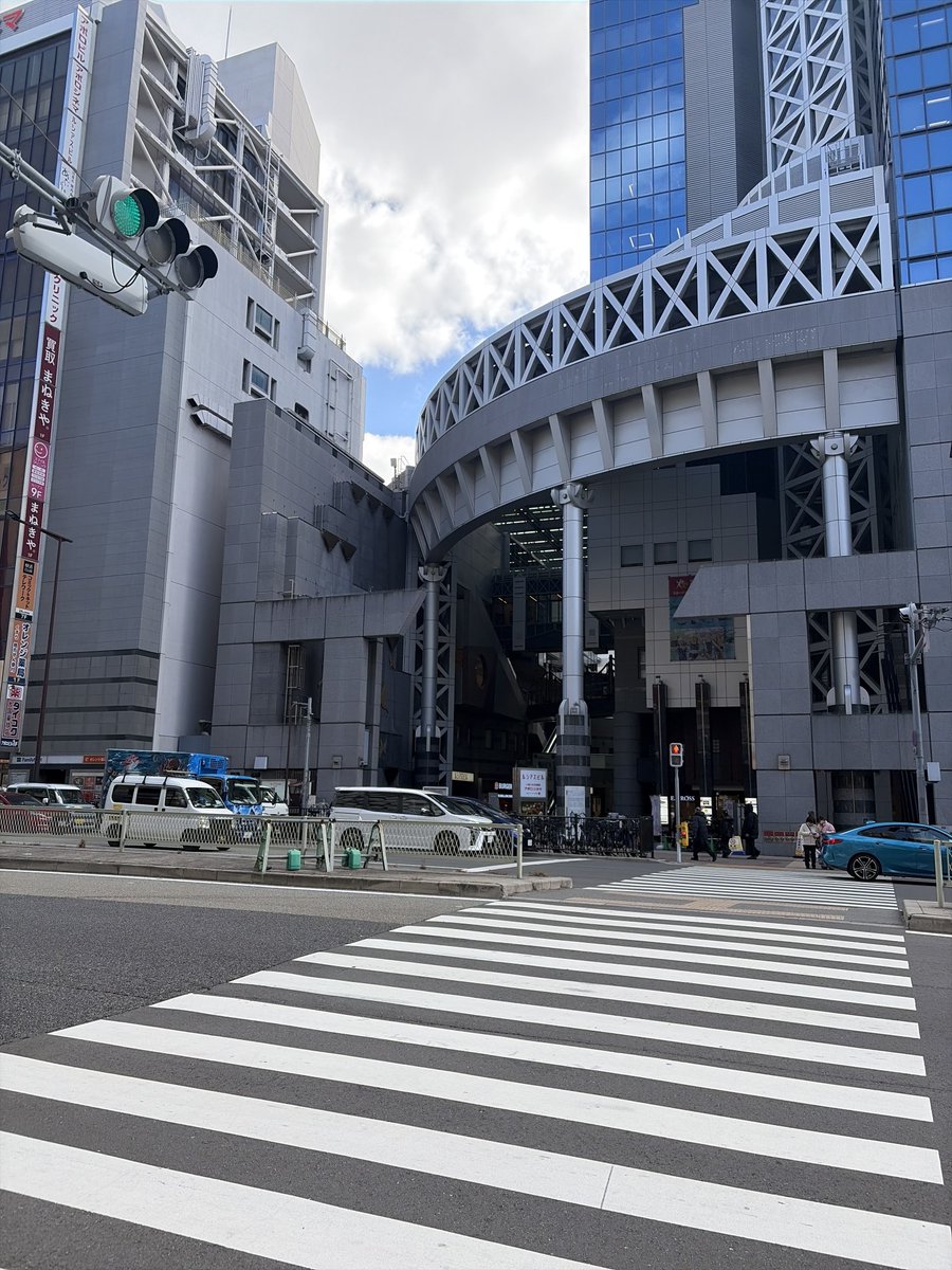 つかたつ tweet media