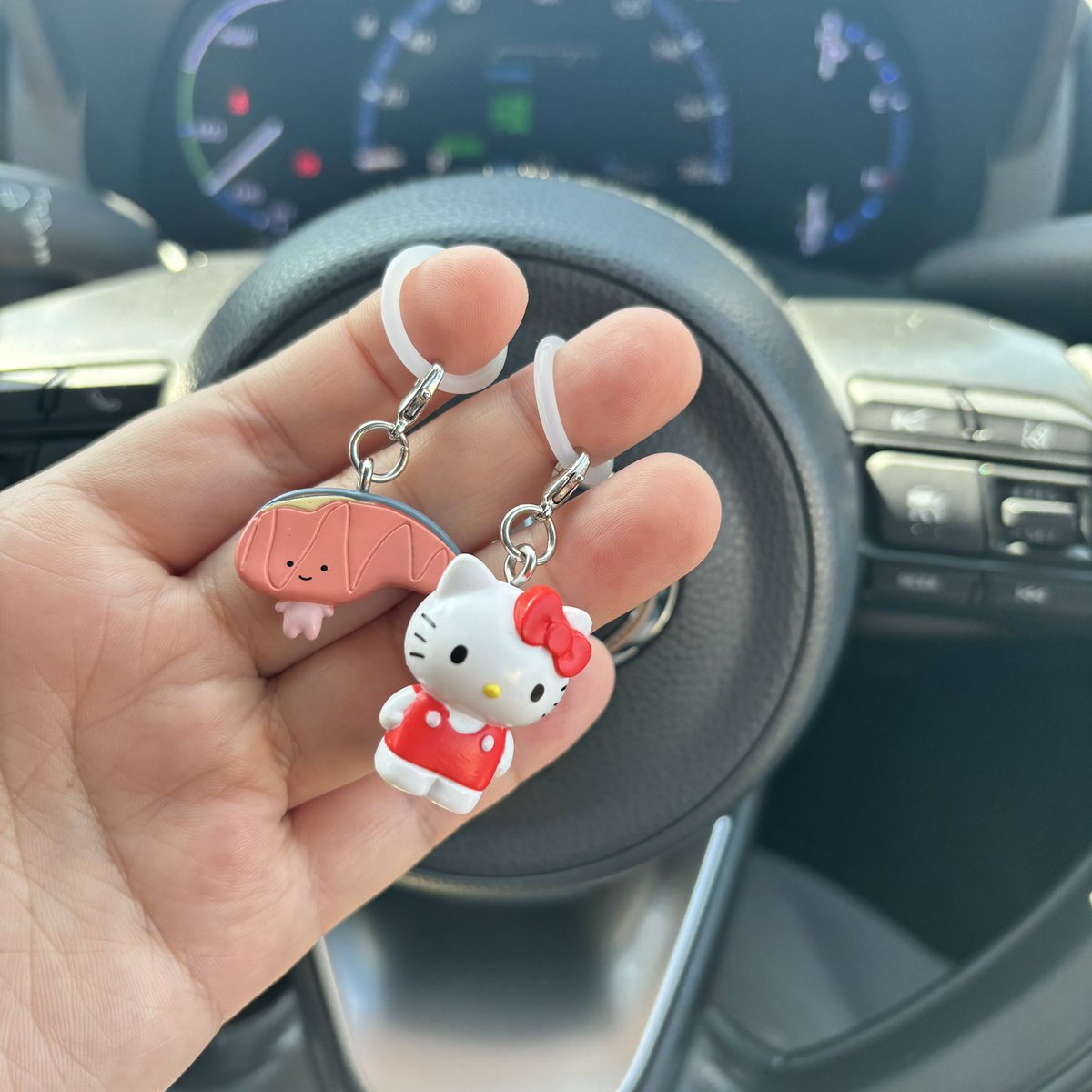 ぎんじろっち tweet media