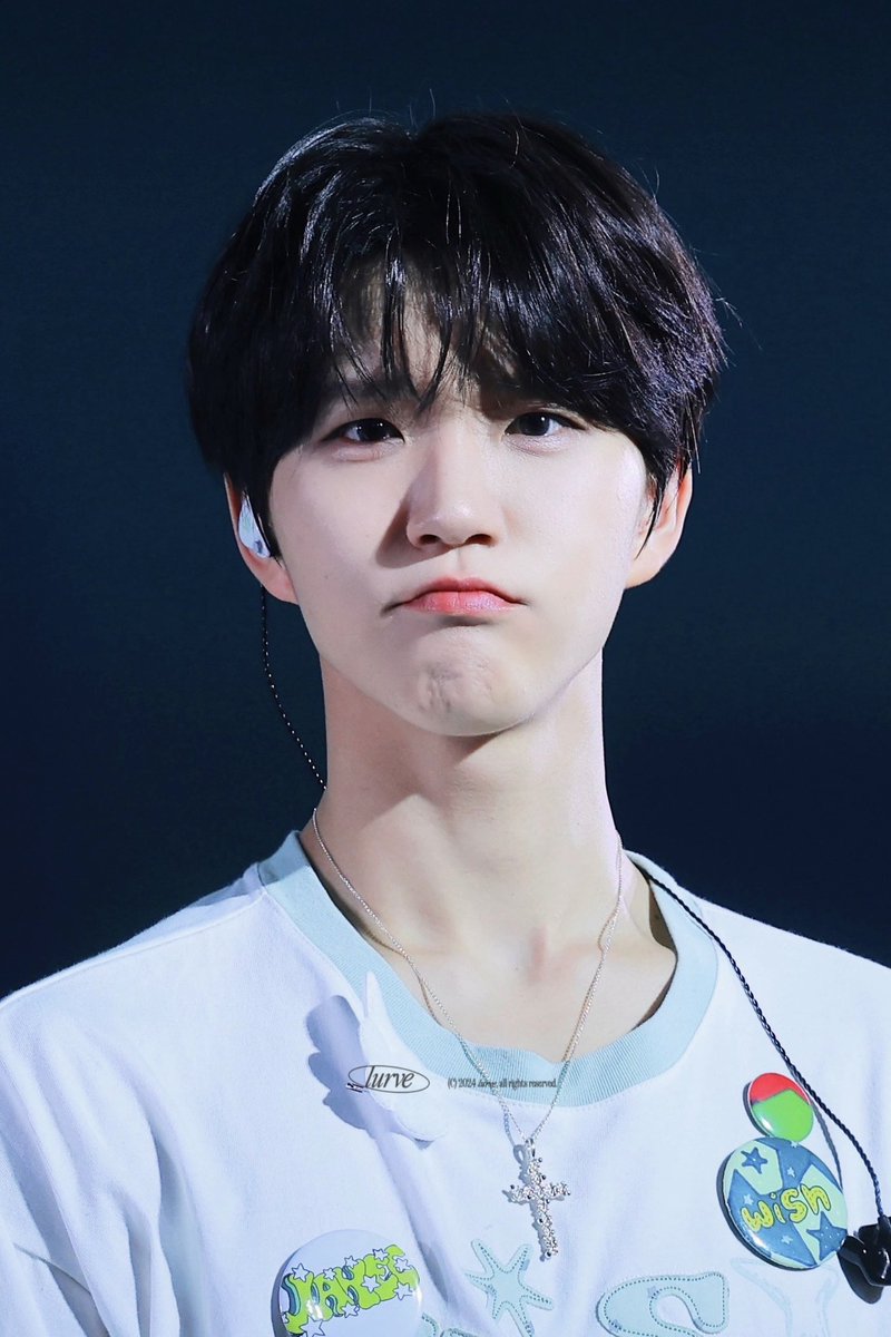 찰리찰리 tweet media