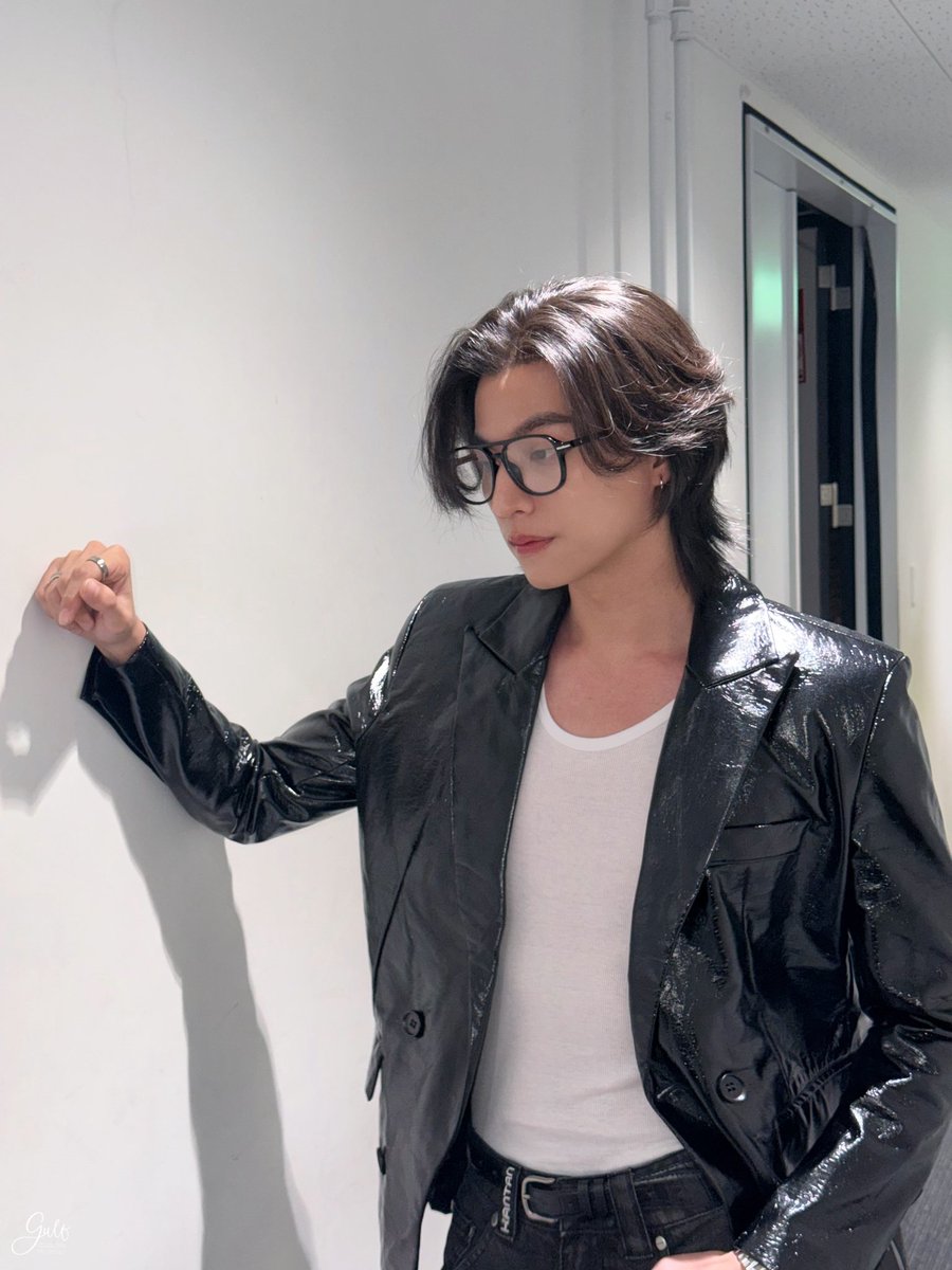 Gulfkanawutofc's tweet photo. ขอเสิร์ฟความคูลของลุควันนี้ค่ะ😘

GULF​ FM2026 IN JAPAN 
#GulfPieceofWhite
#GulfKanawut https://t.co/s6yVyaV2RZ