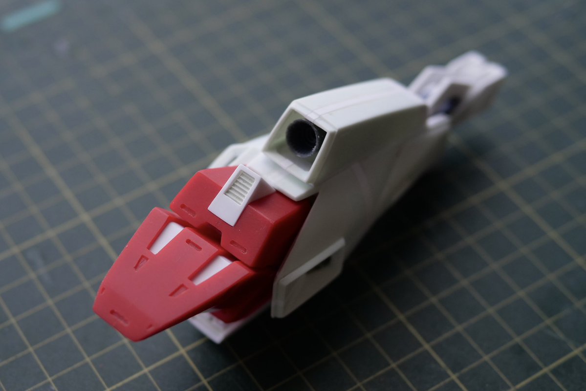 minimal k wine tweet media