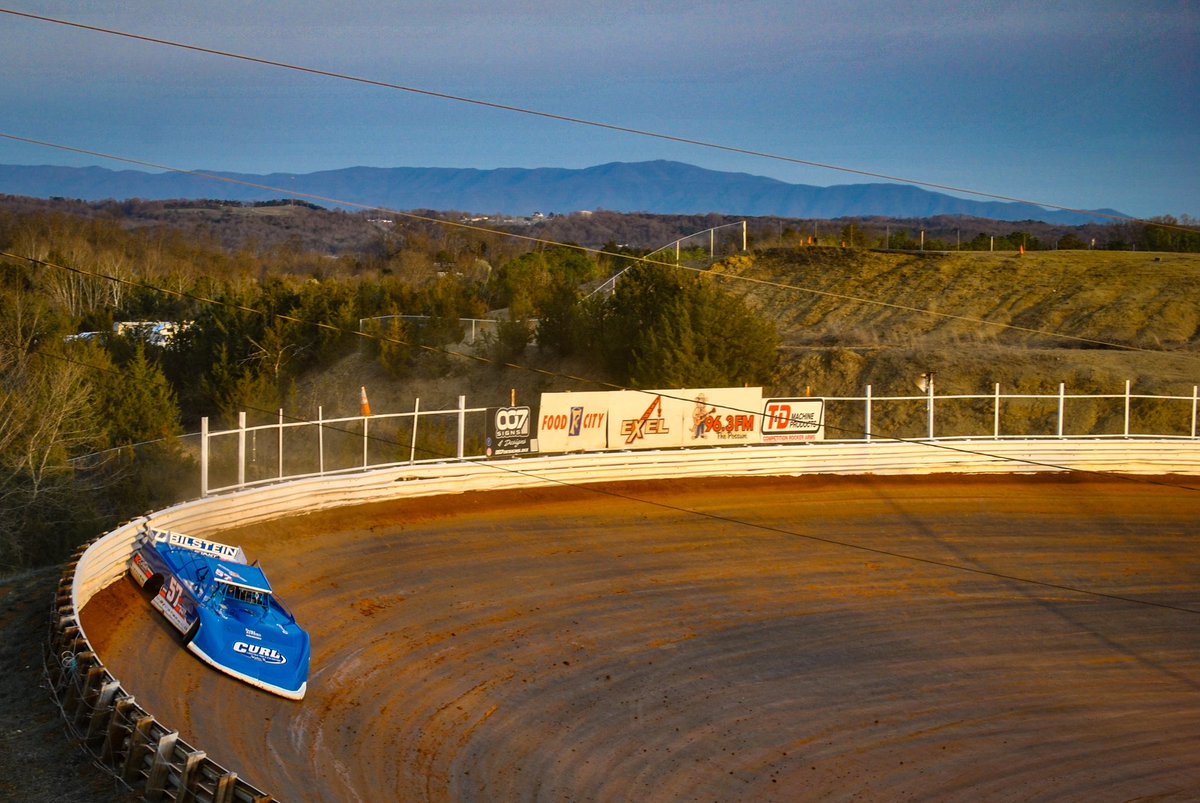 Chase Folsom tweet media