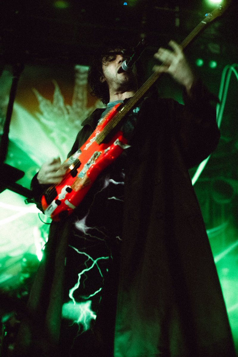 NoahJMatts's tweet photo. Some of my Fav pics from the machine girl concert I took https://t.co/I7ZysrB7E6