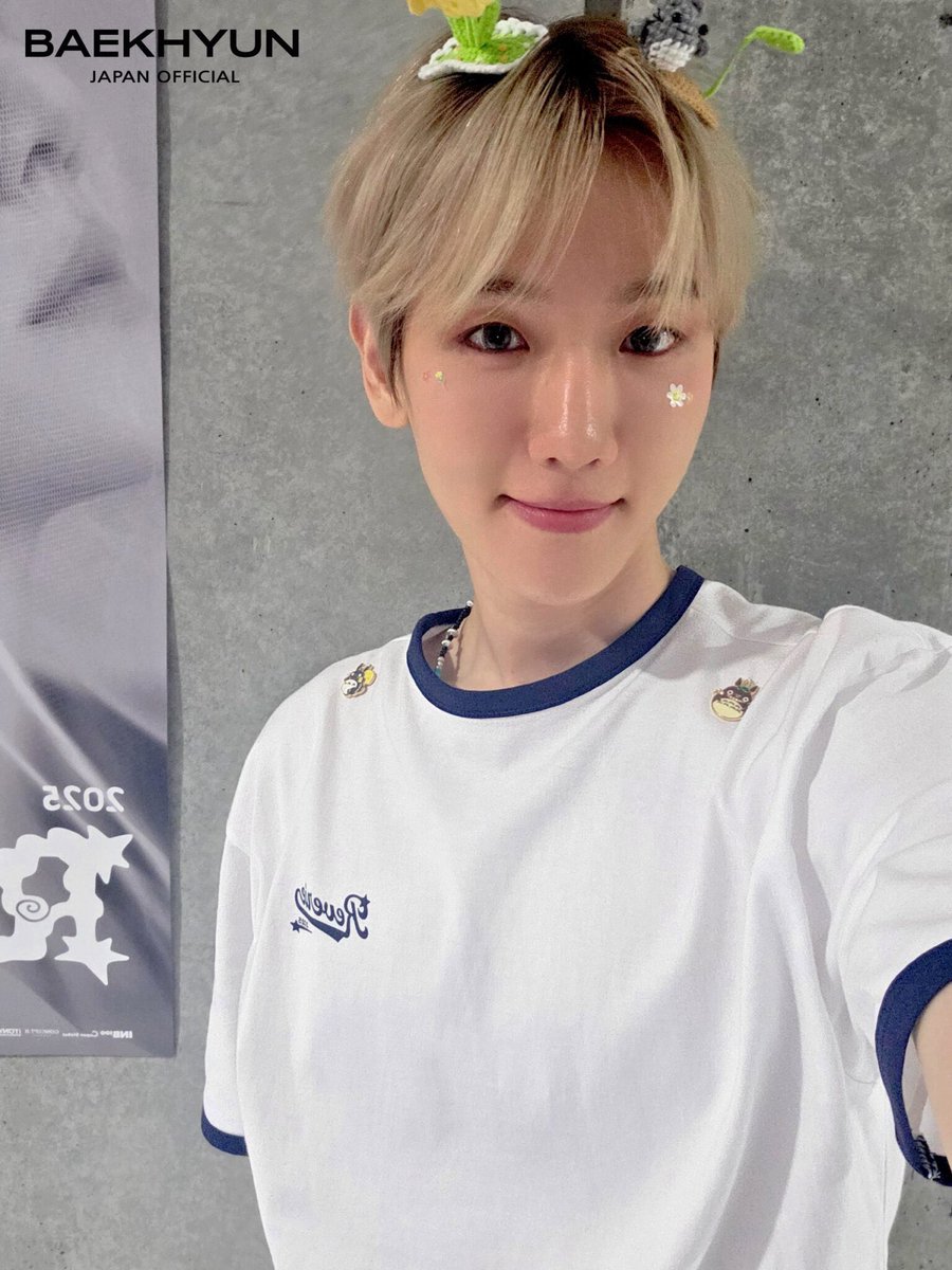 BAEKHYUN WORLD tweet media