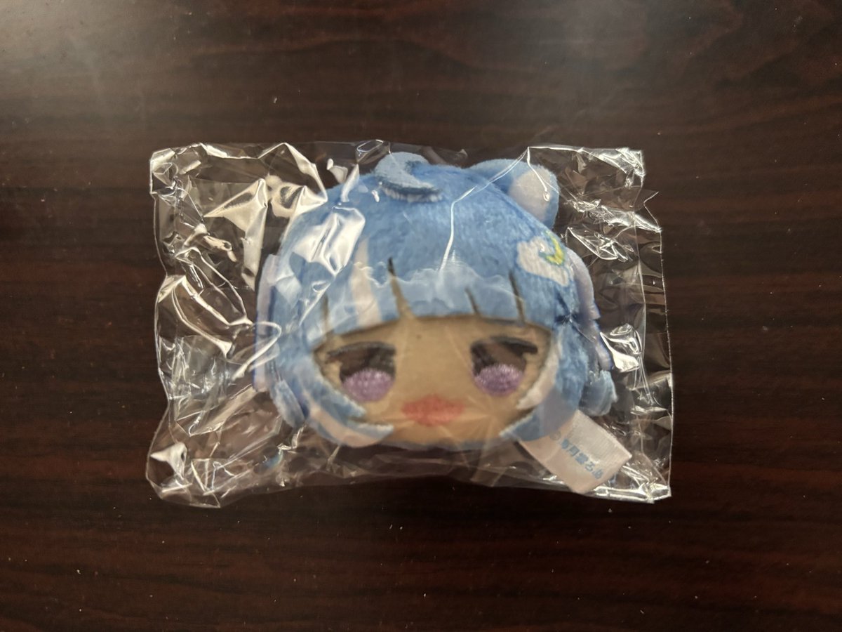 gepang2's tweet photo. ろあちゃんのグッズを手に入れました。
ろあちゃんいつもありがとう😊

#海月雨ろあ https://t.co/eHP7utxS37