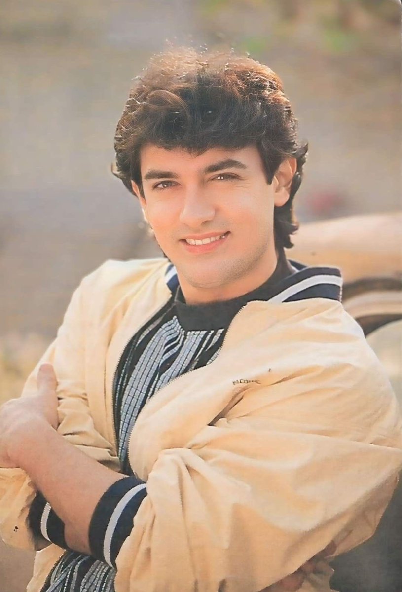 BollyMemories's tweet photo. #HappyBirthdayAamirKhan 🎉🎉 https://t.co/fXDxbcLjVC