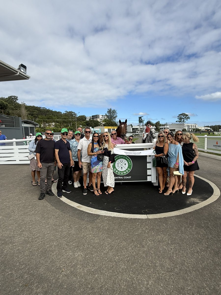 Gosford Race Club tweet media