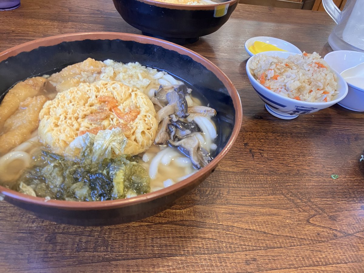 netscopeone's tweet photo. 牧のうどん鳥栖店でももちゃんセット。
 #ミリオン11th https://t.co/opM4orn1we