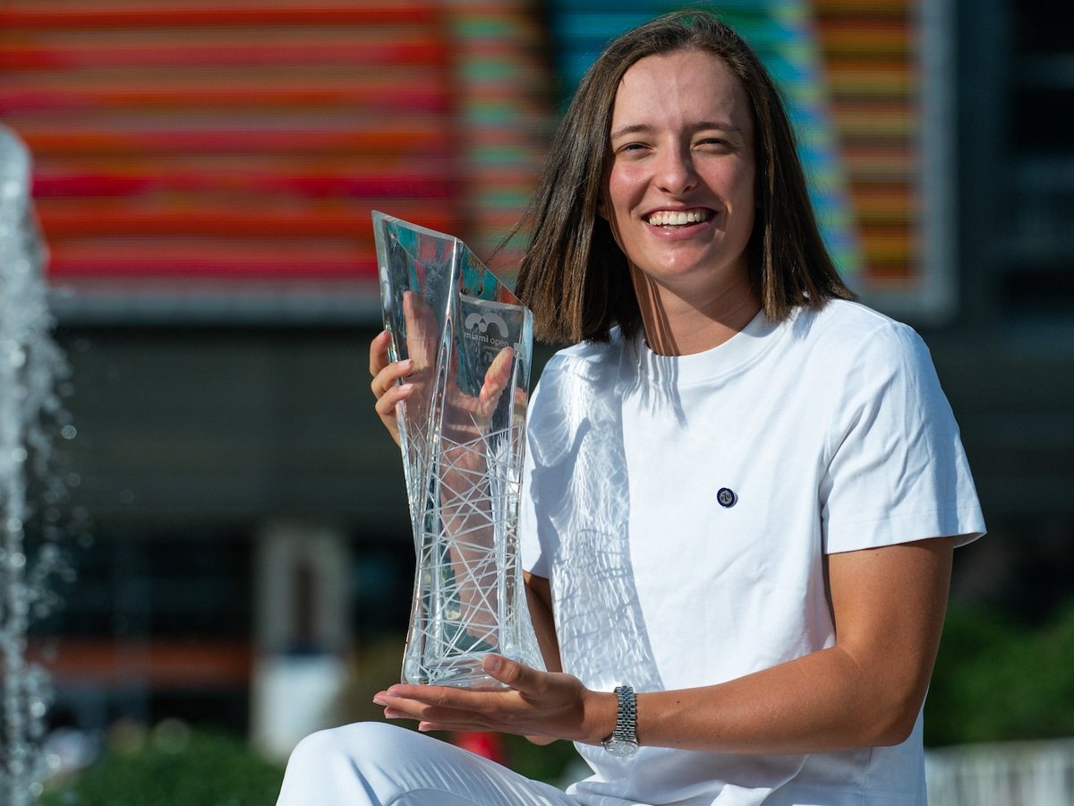 ShaikFayaz63's tweet image. Miami, please bring us GOOD LUCK🤞 this year and please make Iga stronger by making her win the 🏆#26 #12 #1GA #JazdaIga