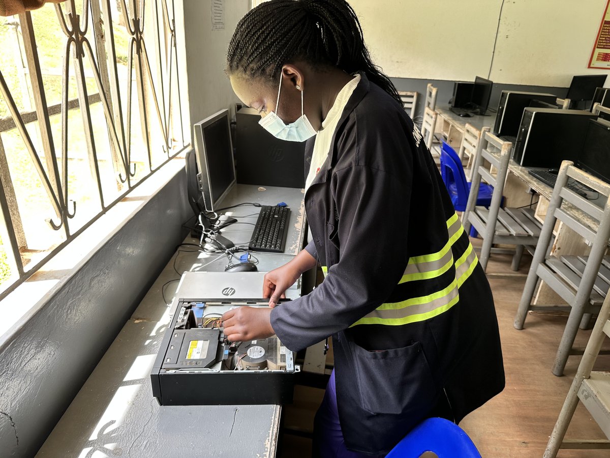 UCU Computing, Engineering, Data Science, Robotics tweet media