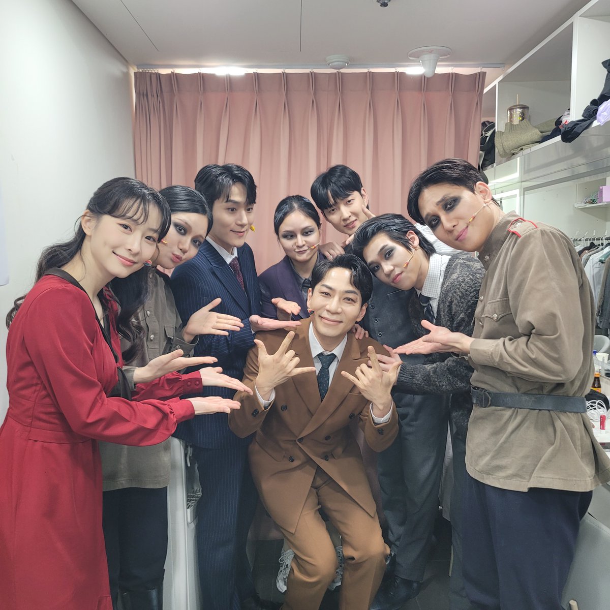 뮤지컬 미드나잇 : 액터뮤지션 tweet media