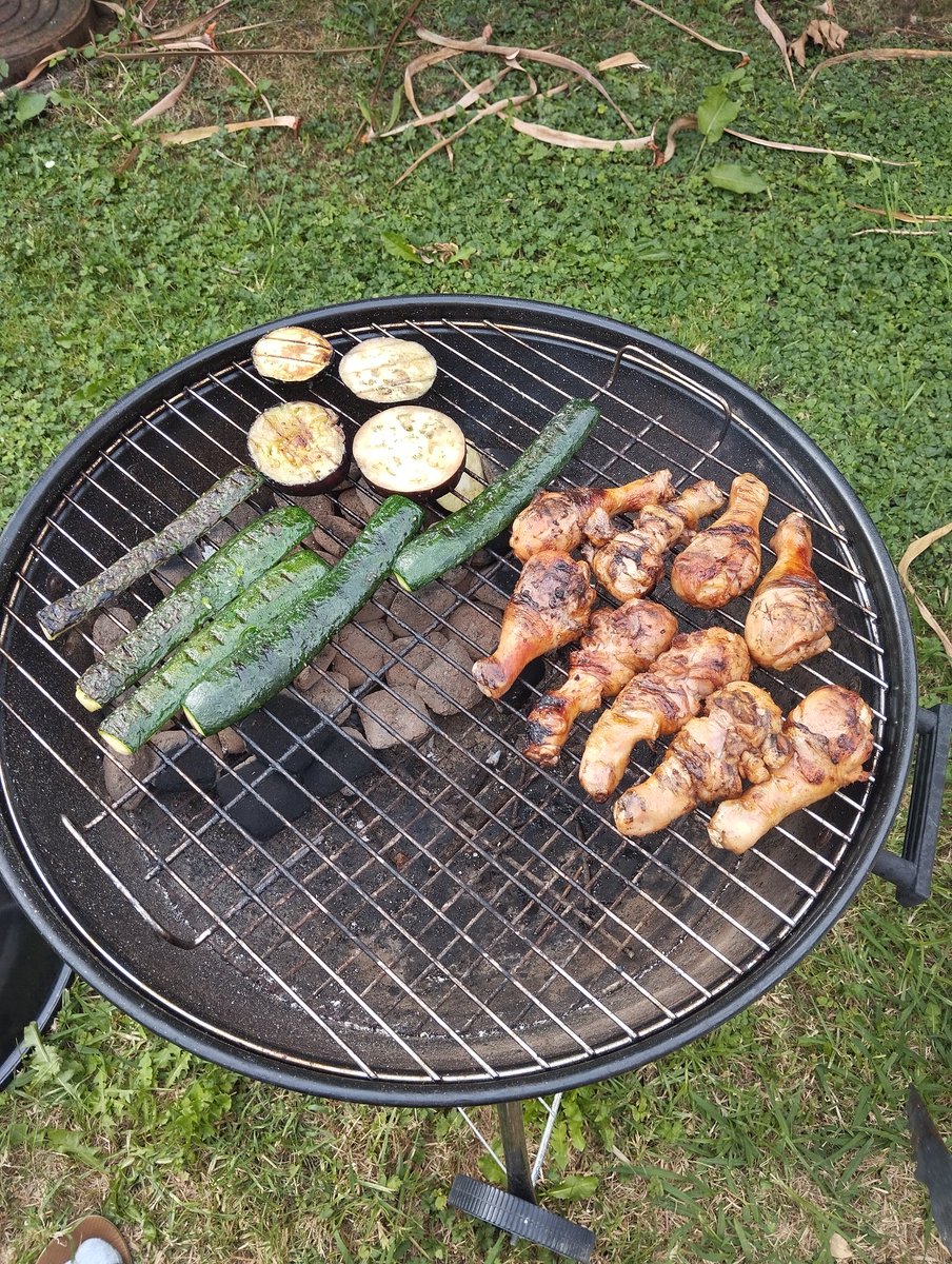 _ningalu's tweet photo. grillchamp https://t.co/esd0KAxkVu