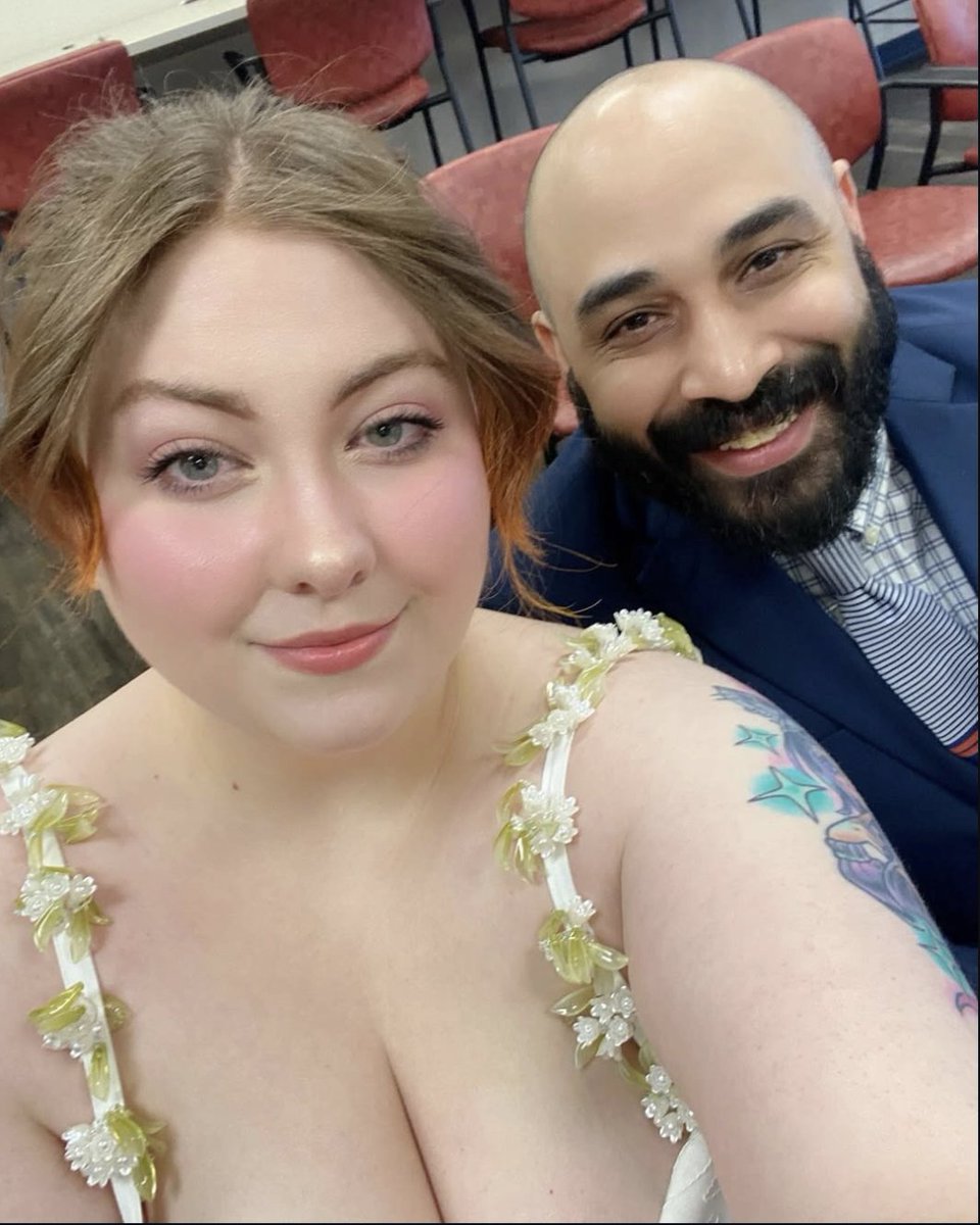 Battie 🦇💜 tweet media