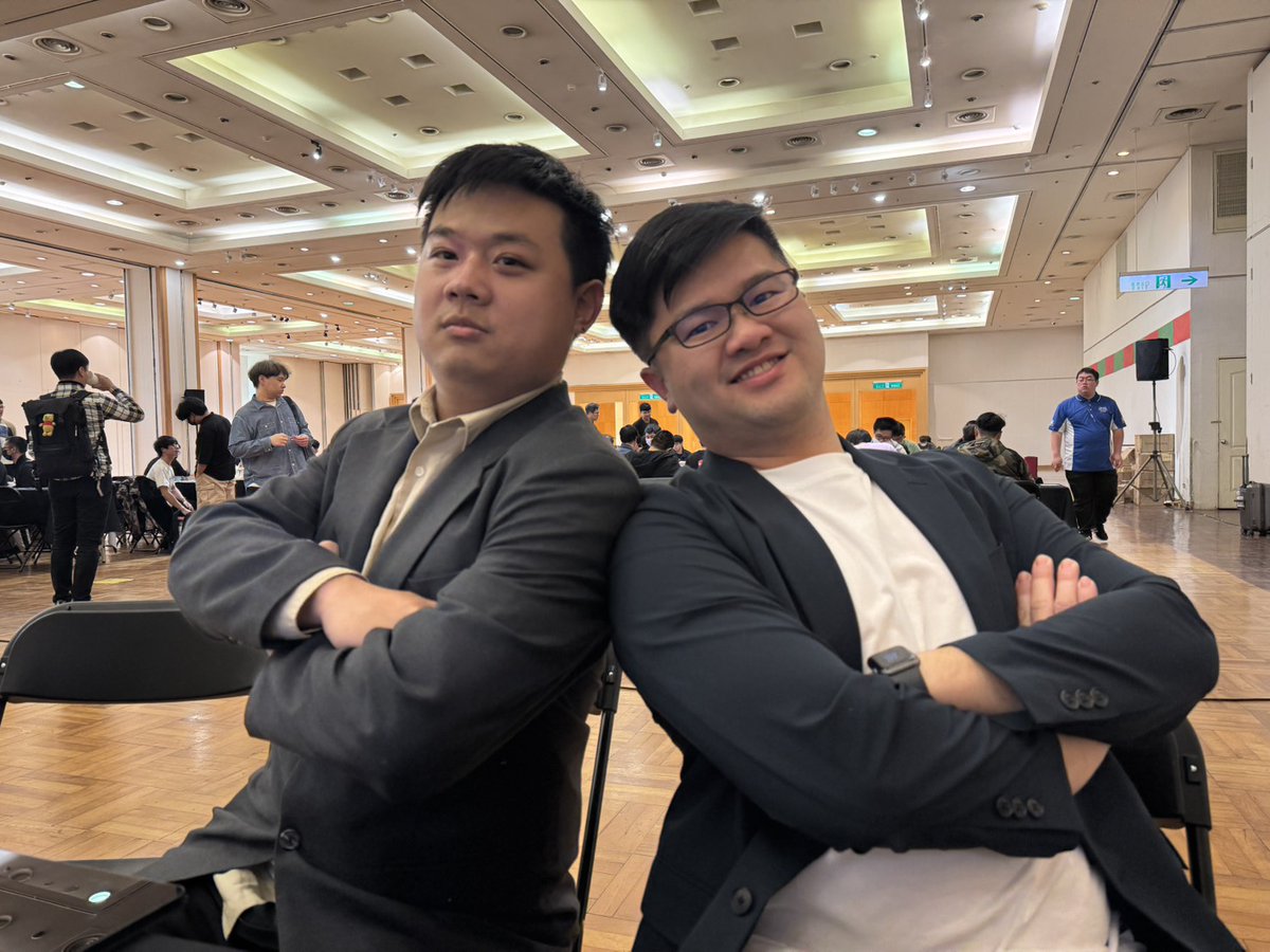 Fayble_Dist. tweet media