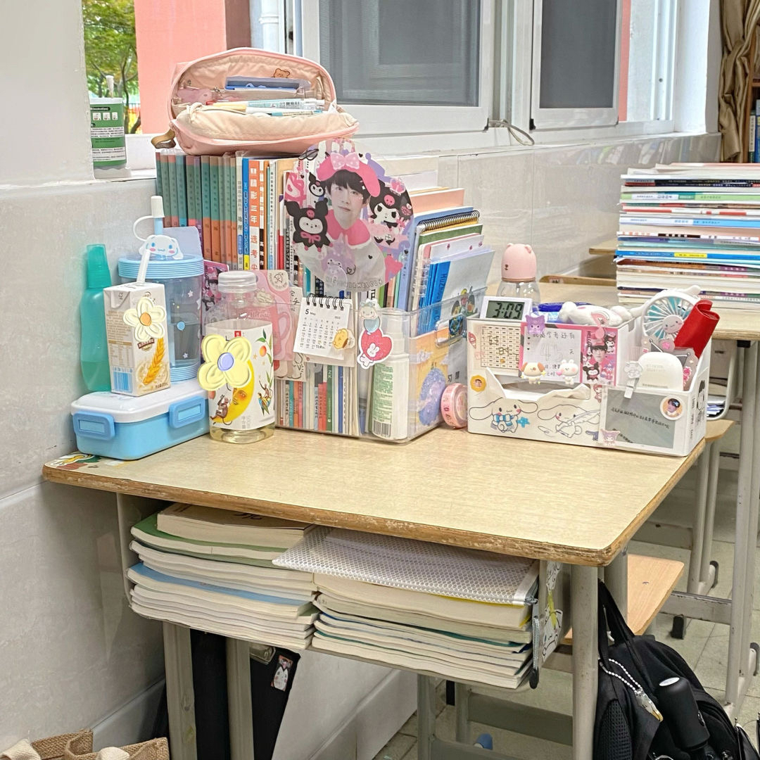 MrSoftNipple's tweet image. "Declutter old items → Make space for new stories!  Donate, repurpose, or recycle—turn 'clutter' into 'clarity' today. #OldItemSorting #DeclutterWithPurpose"