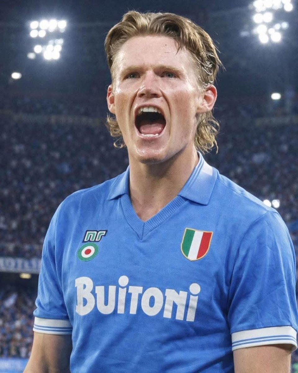 Scott #McFratm di #Napoli 💙 

#McTominay