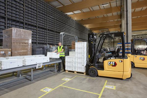 Cat Lift Trucks EAME tweet media