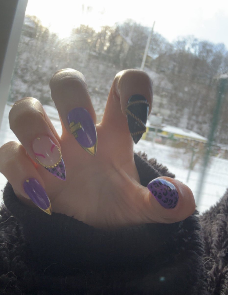 bmw ²¹² tweet media