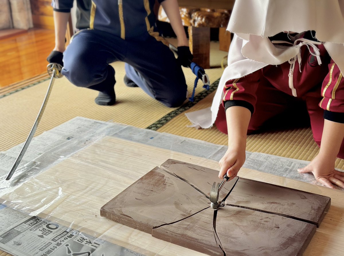 5kgのちよこを粉砕する作業