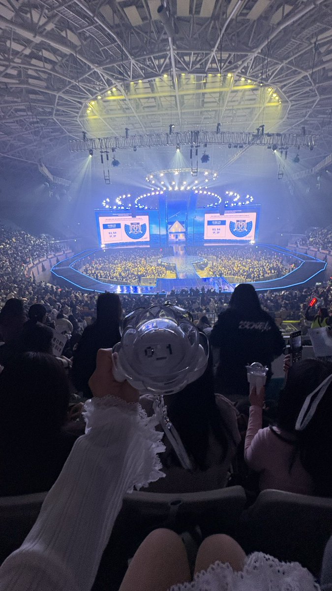 𝟎𝟑𝟏𝟑
행복을 감사합니다.
영원히 𝐙𝐄𝐑𝐎𝐒𝐄🍀
 #ZEROBASEONE  #ZEROSE