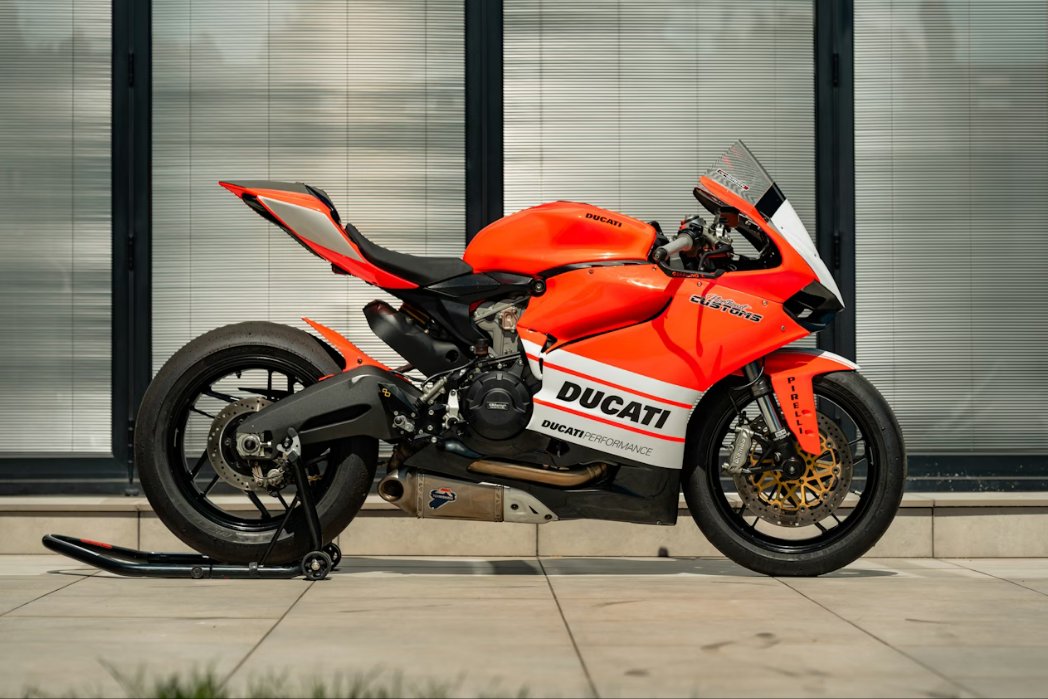 Arnold Black tweet media