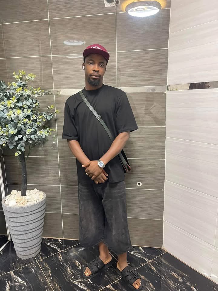 CHRISPEHN (pehn of the east 🖊️ ) tweet media