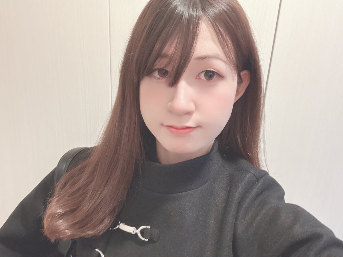 前髪伸びたマン、切りに行く