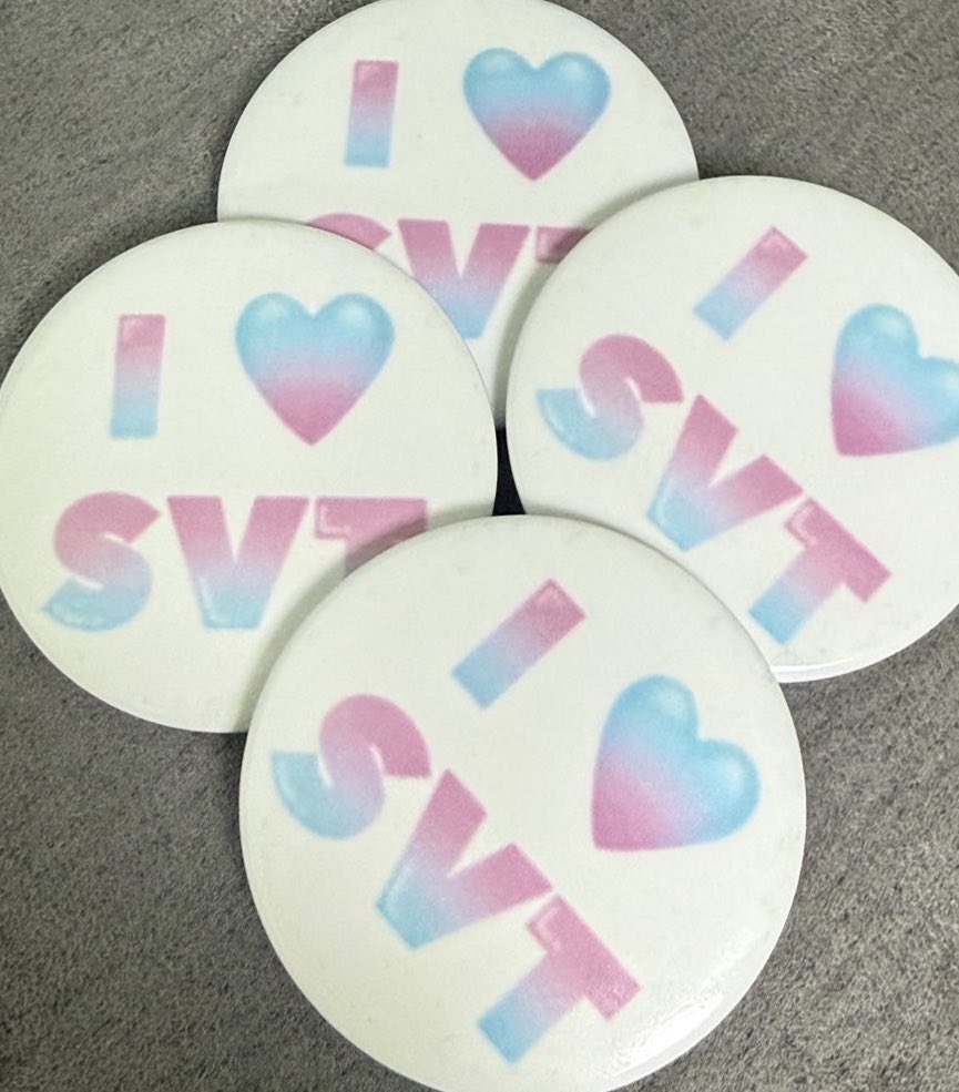 Ch3hwa_0's tweet photo. SEVENTEEN NEW ENCORE 4/5 막콘
나눔 공지

🩵 착장 - 막콘 당일 타래 공지
💗 장소 - 인천 아시아드
                (계속 돌아다닐 예정)
💖 수량 - 14개

💮 인증 - RT or 팔로우

⭐️ 방법 - 같은 착장 발견시 톡톡 치신 후
                 RT or 팔로우 인증 시
                 핀버튼 증정 https://t.co/NecKTMFTfg