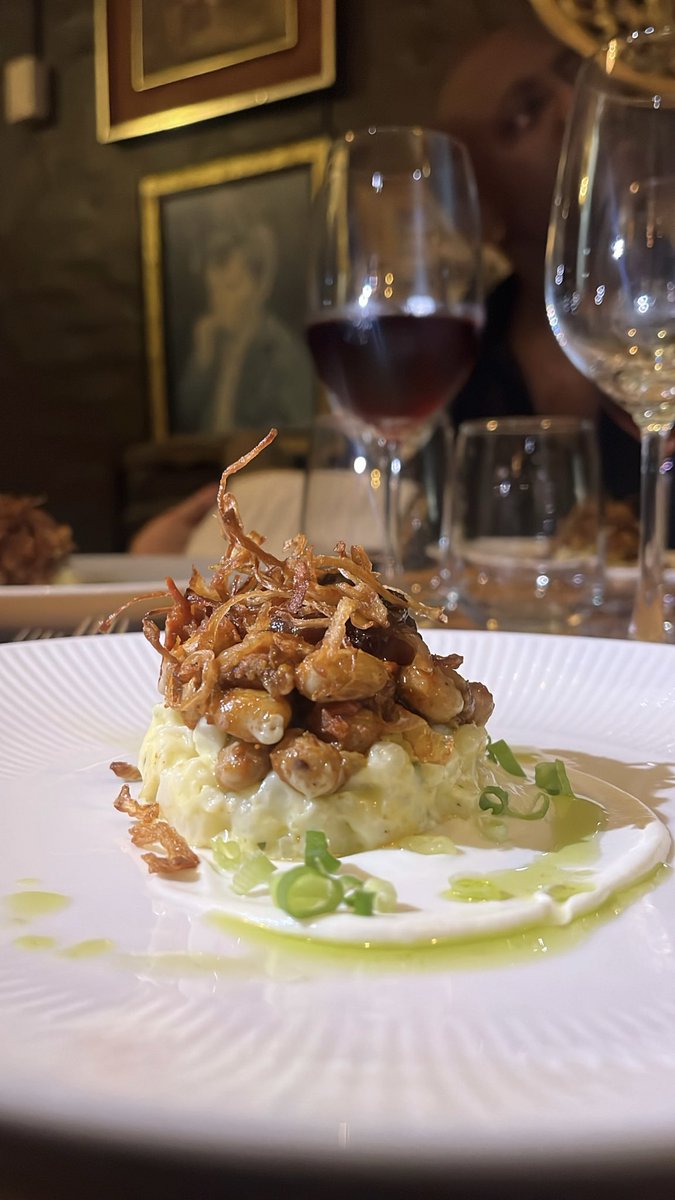 Sposhkay1's tweet photo. We paid R460 for a delicious 5 course yesterday, woke up this morning thinking about the 1st course (that’s how good it was)..  #Durbandinnerclub https://t.co/ttRnq1Auuf