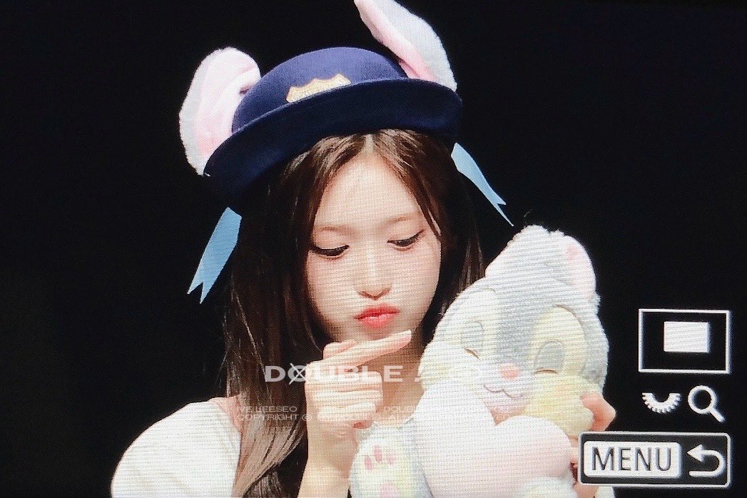 𝑫𝒐𝒖𝒃𝒍𝒆 ! tweet media