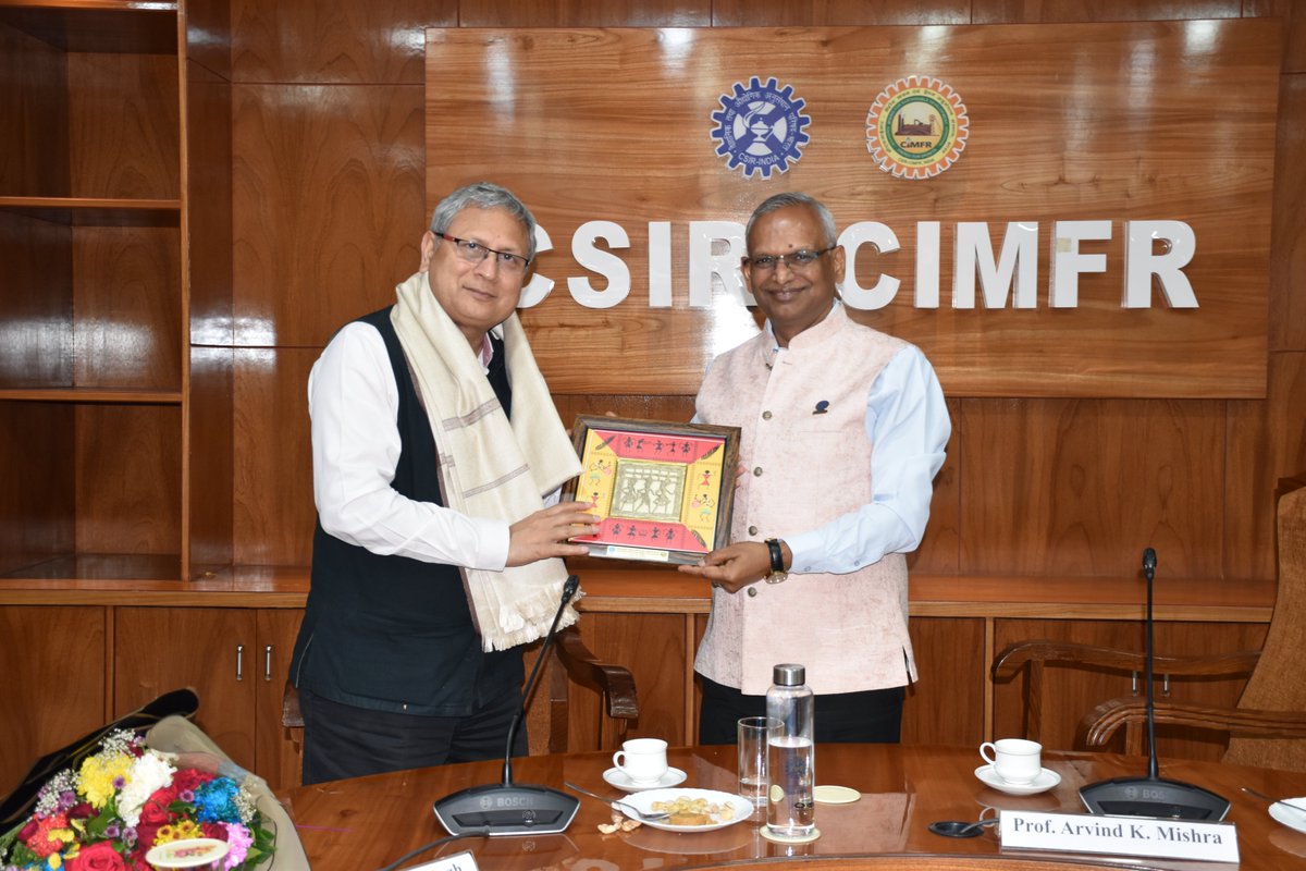 CSIR-CIMFR tweet media