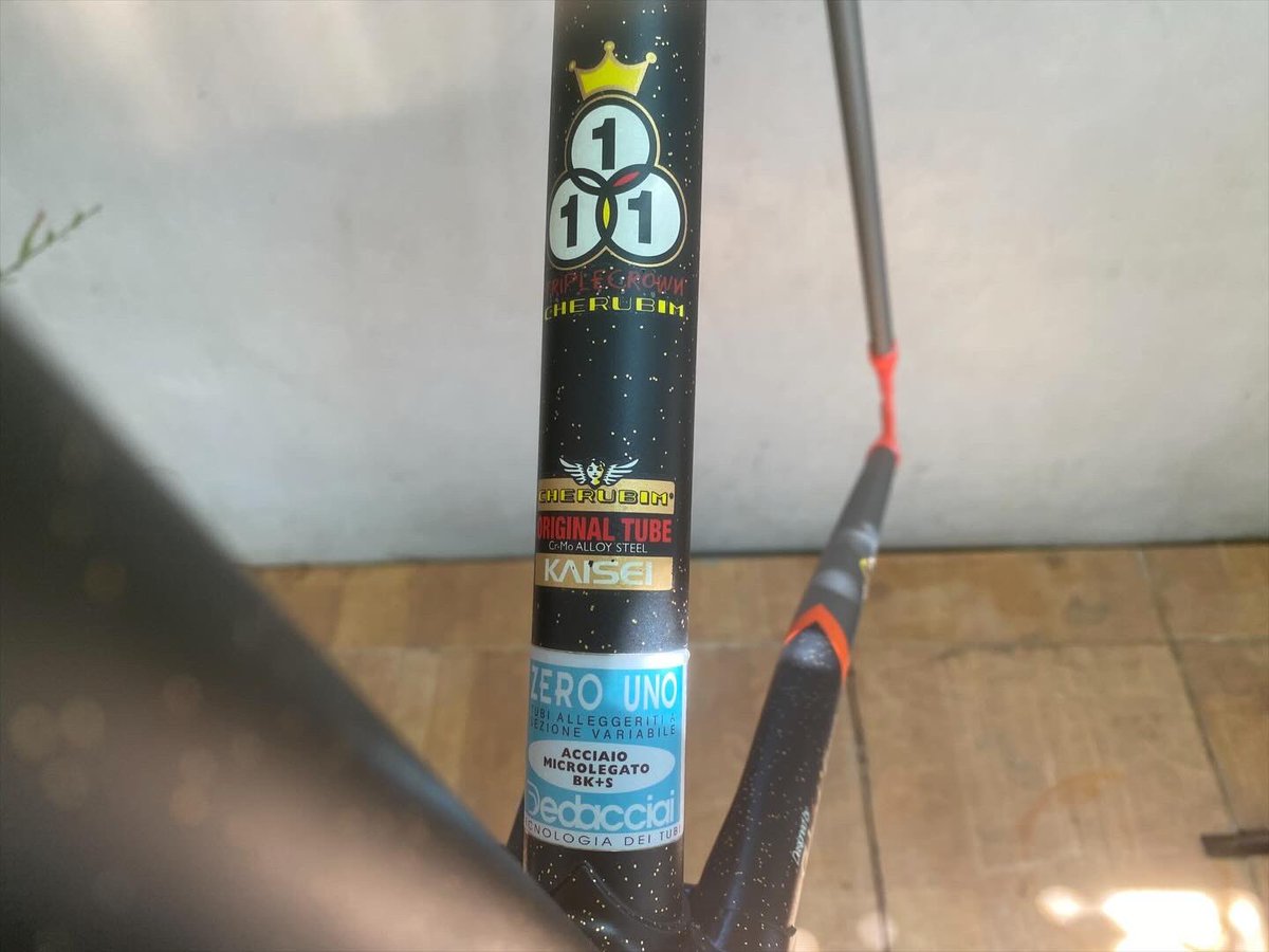 Pedagang Bekasi tweet media