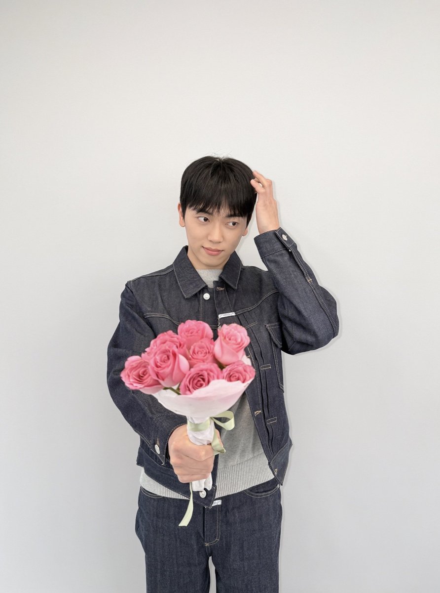 온앤오프 (ONF) OFFICIAL tweet media