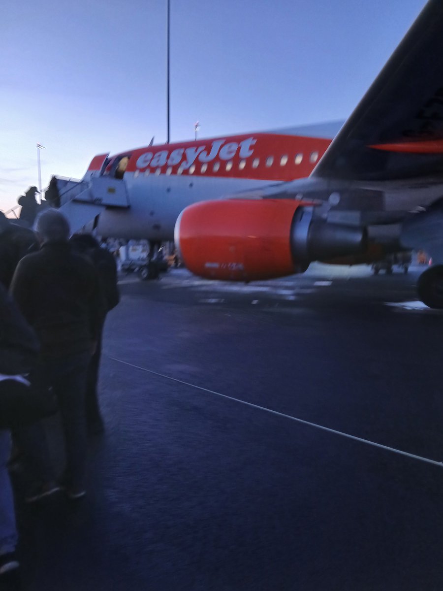 Subzan 🔜 Seville tweet media