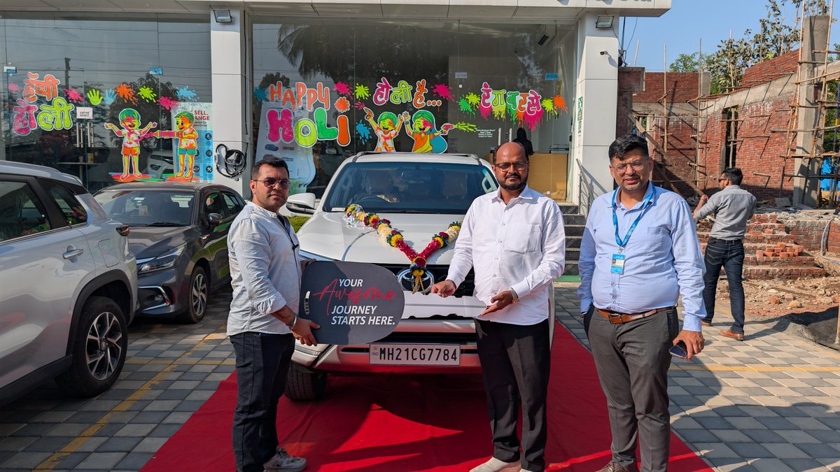AdvRajsaheb's tweet photo. #toyotafurtuner #toyota #advrajsahebpatil #drrajsahebpatil 
My new car Toyota Fortuner https://t.co/DGEii85P6d